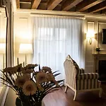 Cavour44 - Palazzo Canossa Апартаменты Верона