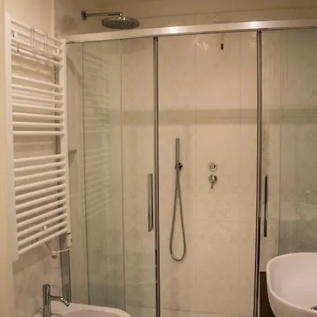 Cavour44 - Palazzo Canossa *