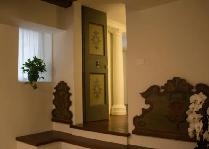 Cavour44 - Palazzo Canossa * Verona