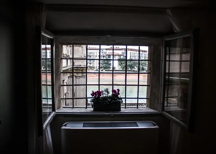 Cavour44 - Palazzo Canossa Lägenhet Verona