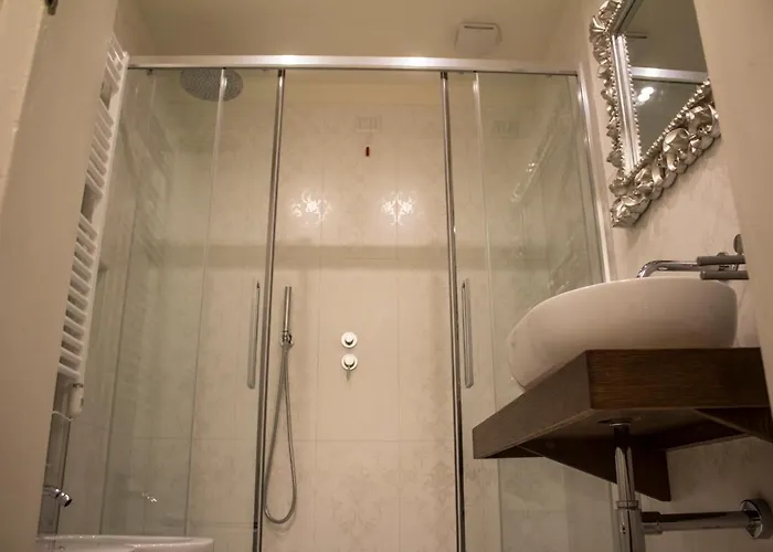 Apartment Cavour44 - Palazzo Canossa *