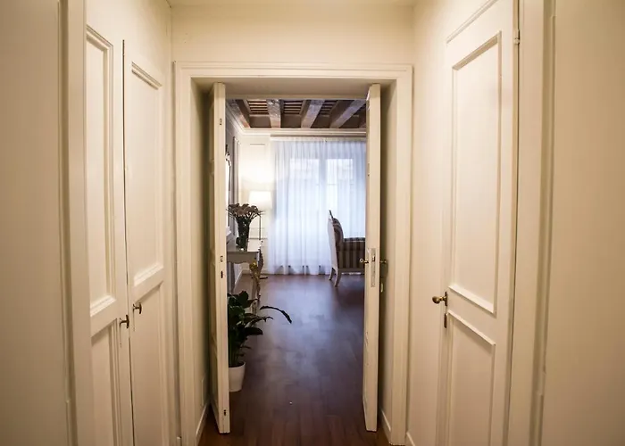 Apartment Cavour44 - Palazzo Canossa