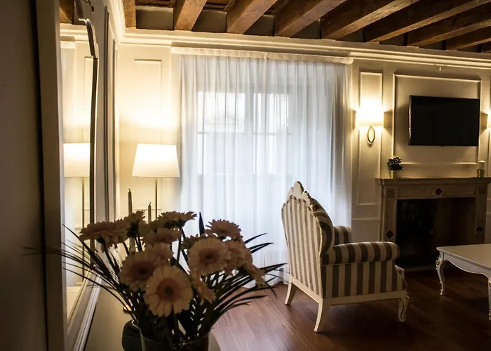 Cavour44 - Palazzo Canossa Lägenhet Verona
