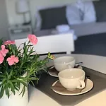 Cavour44 - Palazzo Canossa Apartment