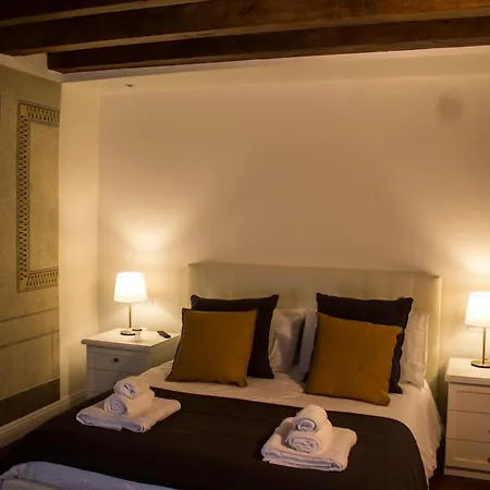 Апартаменты Cavour44 - Palazzo Canossa *